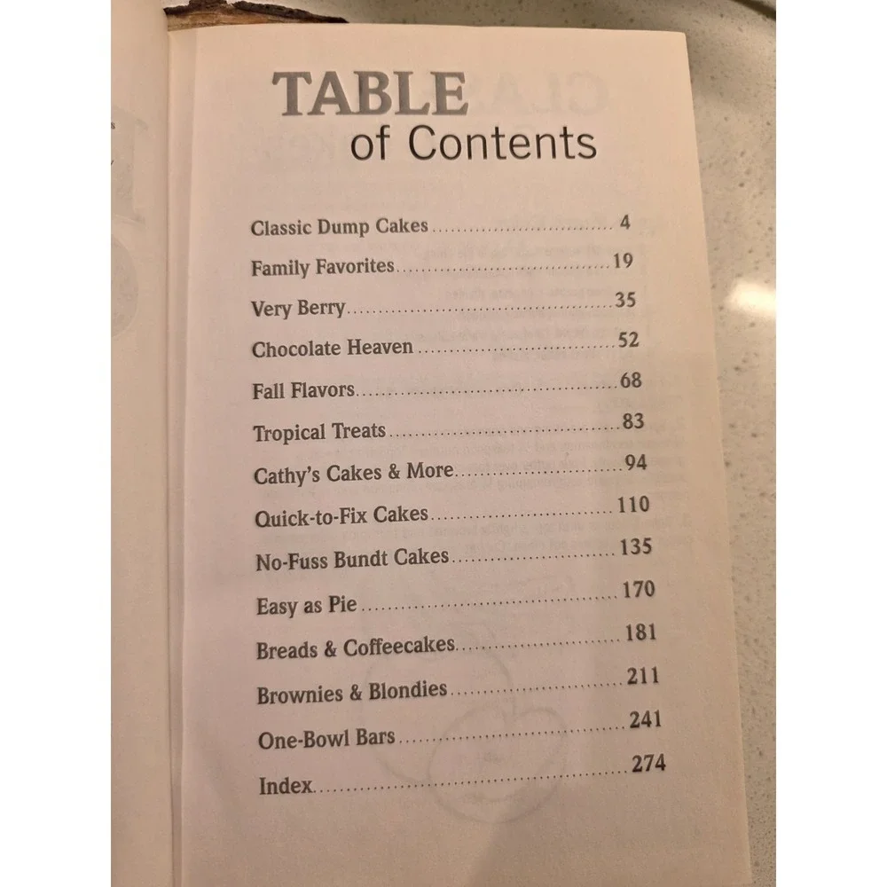 Cathy Mitchell Presents, Quick and Easy Dump Cakes! : Just Dump and Bake! (2013,